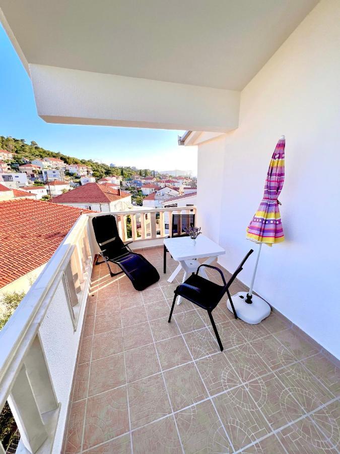 Apartments Mdk Kate Trogir Exterior foto