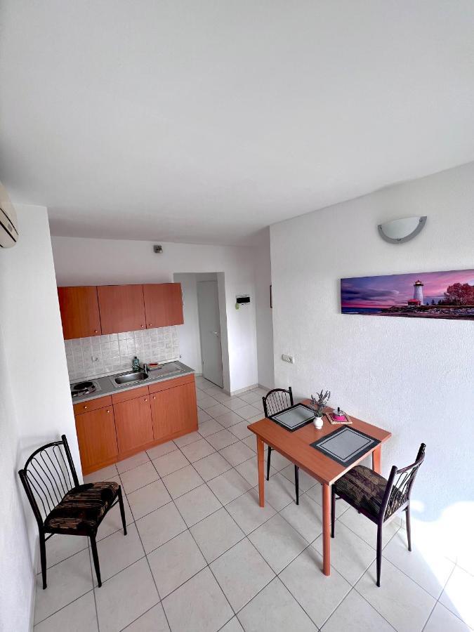 Apartments Mdk Kate Trogir Exterior foto